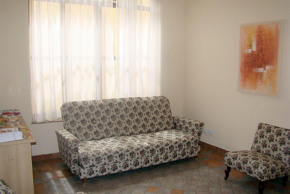 Hotel Euro Suite Pocos De Caldas By Nacional Inn Exterior foto