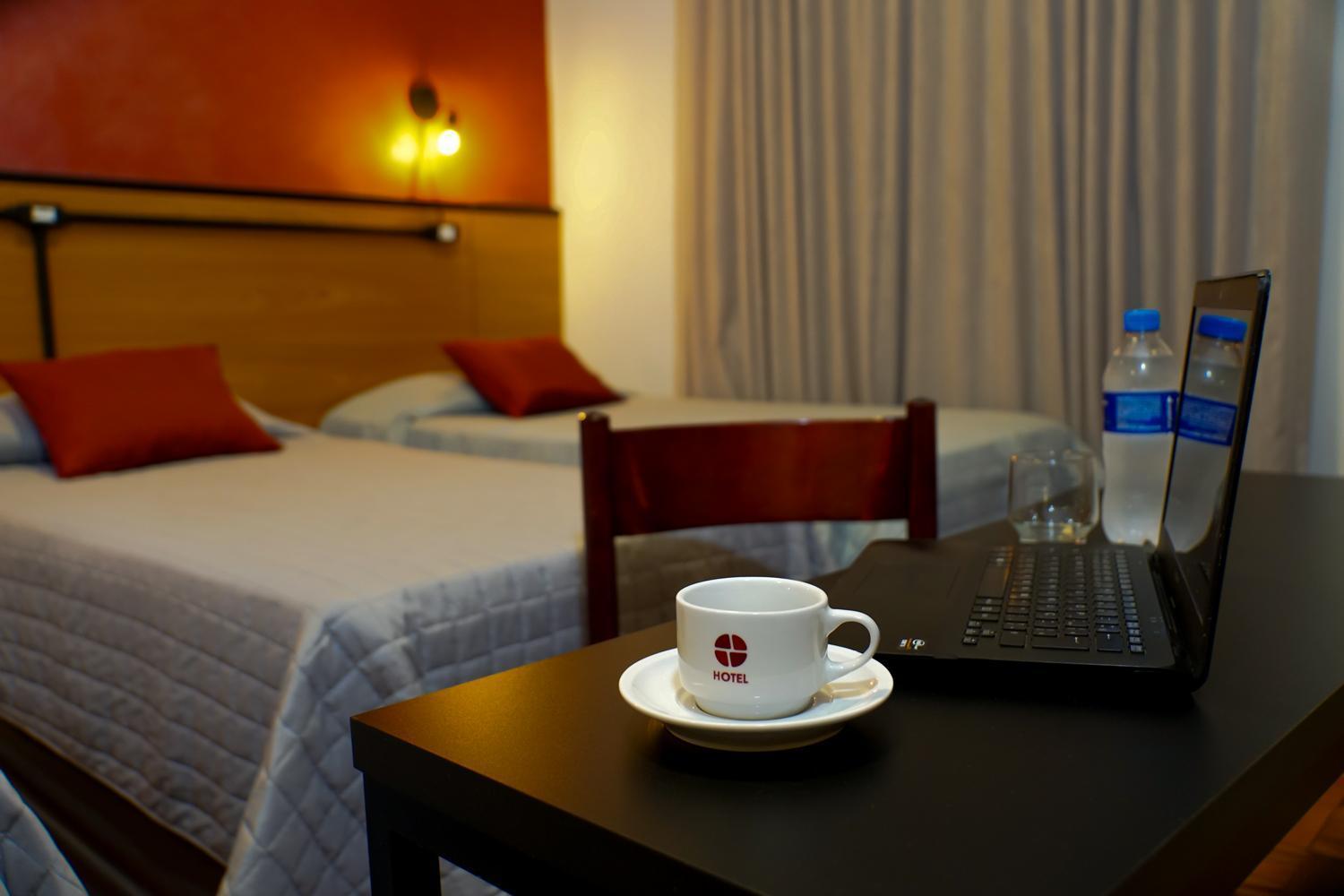 Hotel Euro Suite Pocos De Caldas By Nacional Inn Exterior foto