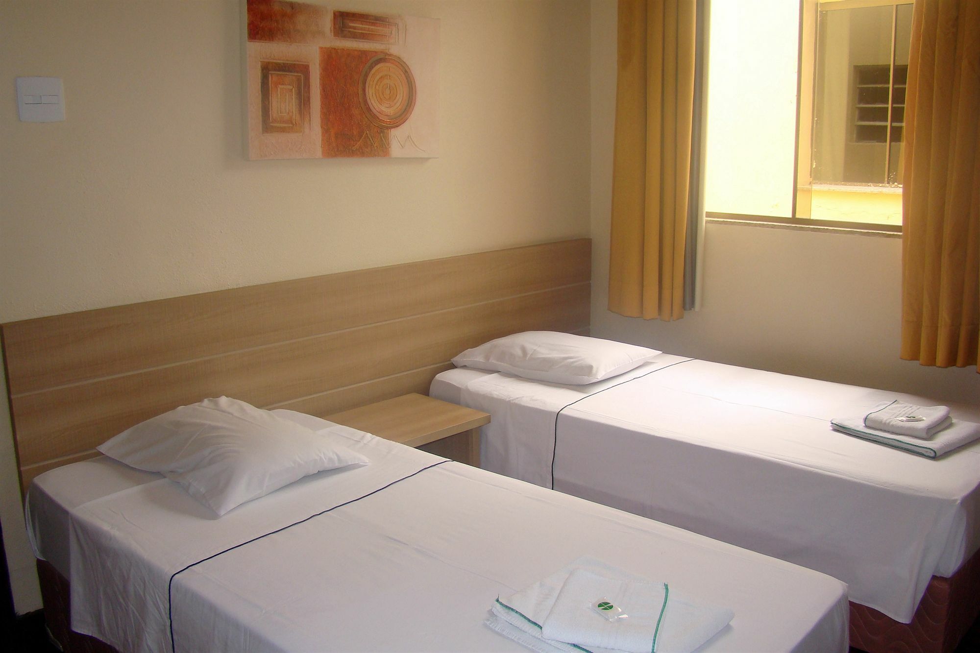 Hotel Euro Suite Pocos De Caldas By Nacional Inn Exterior foto